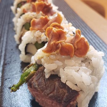 Maru Japanese Bistro - Toronto Roll - Japanese Near Me - Toronto, Ontario Maru Japanese Bistro - Toronto Roll - Japanese Near Me - Toronto, Ontario