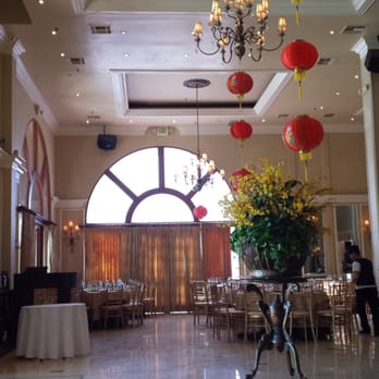Royal Restaurant & Banquet - Part of the interior. Ready for festivities! - Vietnamese Near Me - Westminster, California Royal Restaurant & Banquet - Part of the interior. Ready for festivities! - Vietnamese Near Me - Westminster, California