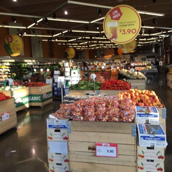 Mariano's - Produce my favorite section - Grocery Near Me - Chicago, Illinois