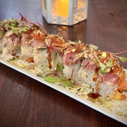 Thai House Co & Sushi - Tuna roll - chef's choice. Loved the creativity!