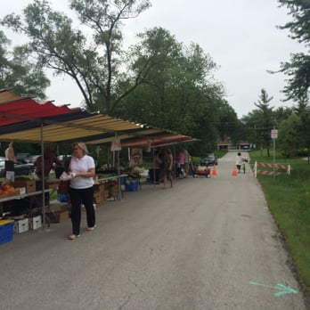 French Market - Lisle - a woman walking down the road - Farmers Market Near Me - Lisle, Illinois French Market - Lisle - a woman walking down the road - Farmers Market Near Me - Lisle, Illinois