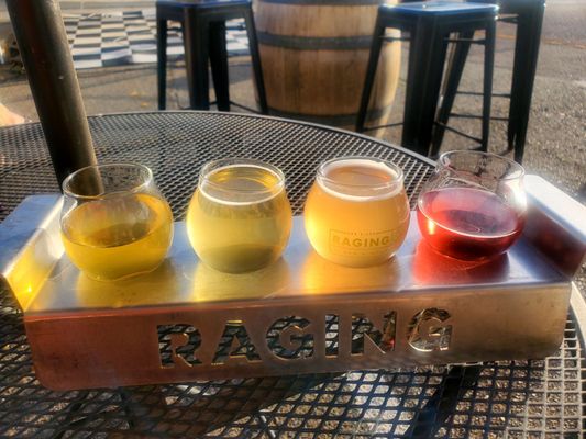 Raging Cider & Mead Co by null