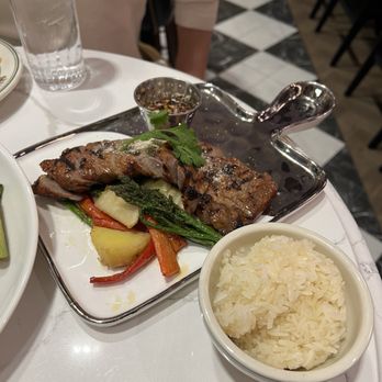 Flore Cafe - Crying Tiger - Thai Near Me - Tysons, Virginia Flore Cafe - Crying Tiger - Thai Near Me - Tysons, Virginia