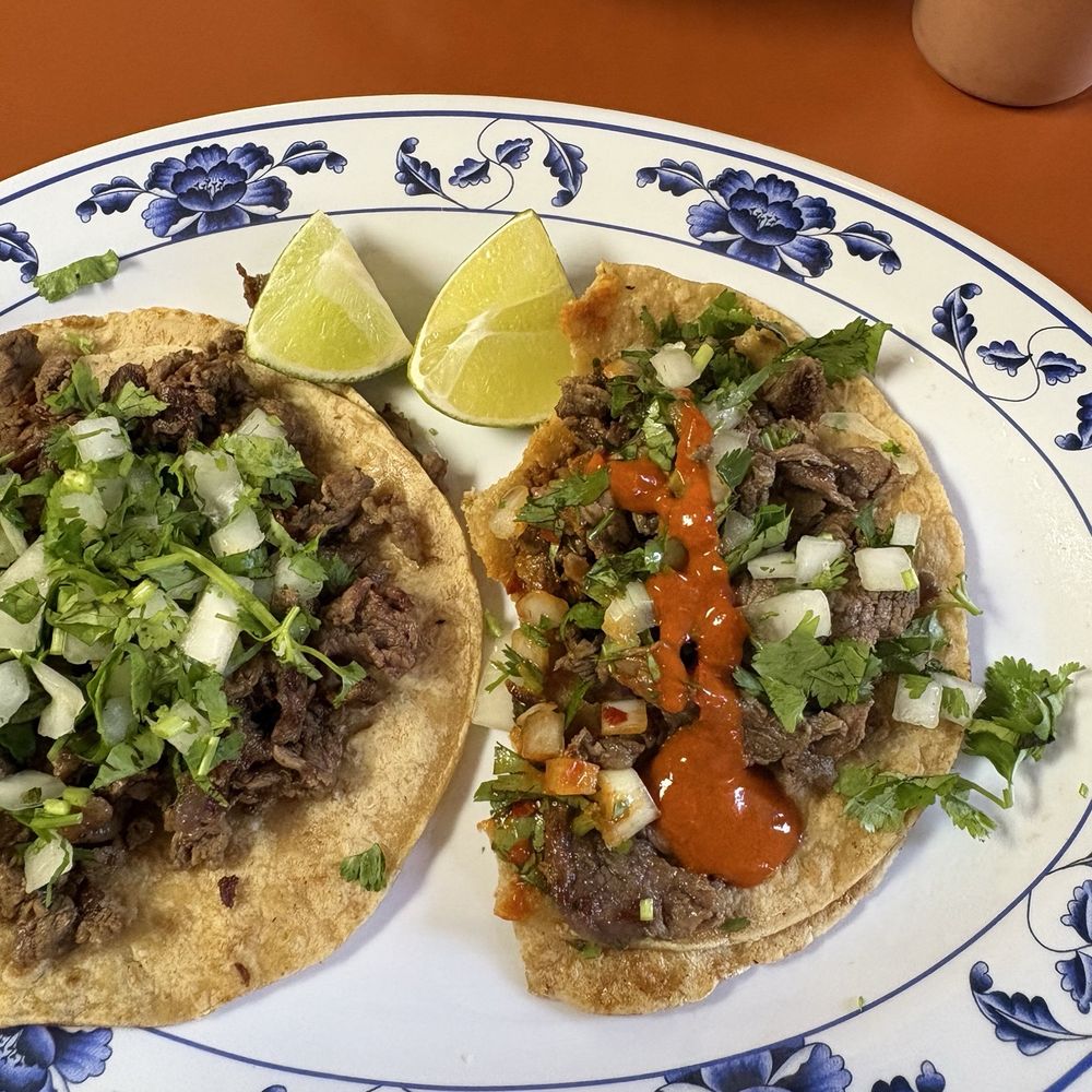 El Faro - Steak Tacos Onion & Cilantro , red sauce - Mexican Near Me - Riverside, Illinois El Faro - Steak Tacos Onion & Cilantro , red sauce - Mexican Near Me - Riverside, Illinois