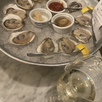 Easy Bistro - All the oysters - New American Near Me - Chattanooga, Tennessee