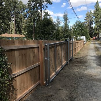 Robertson Fence - Fences & Gates Near Me Robertson Fence - Fences & Gates Near Me