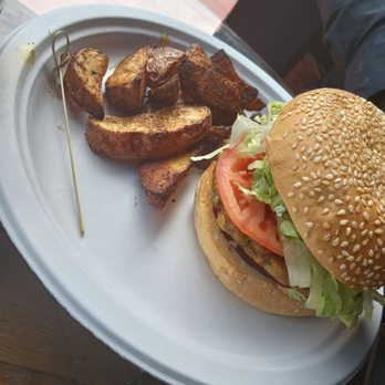Dark & Light Cafe - Lentil burger - Vegan Near Me - Mount Dora, Florida