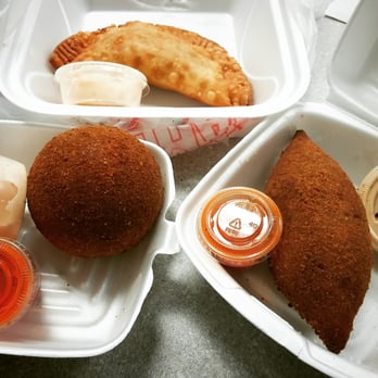 Island Crew - Tuesday specials $1: empanada, devil crab, stuffed potato - Caribbean Near Me - Tampa, Florida Island Crew - Tuesday specials $1: empanada, devil crab, stuffed potato - Caribbean Near Me - Tampa, Florida