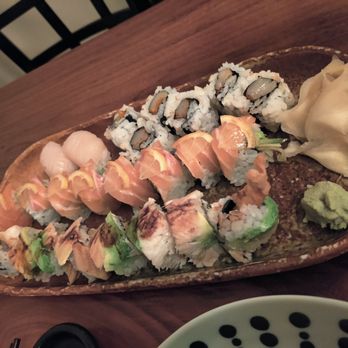 Umi - Bottom: Dragon roll - GET THIS Middle: Golden Dragon roll Top right: Hotate maki (I like this too) Top left: hotate nigiri - Japanese Near Me - San Francisco, California Umi - Bottom: Dragon roll - GET THIS Middle: Golden Dragon roll Top right: Hotate maki (I like this too) Top left: hotate nigiri - Japanese Near Me - San Francisco, California