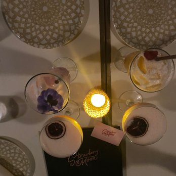 Strawberry Moon - Drinks at the table - Mediterranean Near Me - Miami Beach, Florida