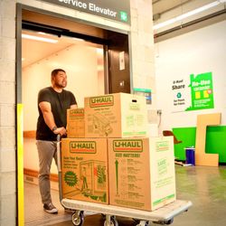 U-Haul Moving & Storage - Santa Clara