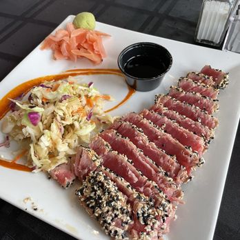 Islanders Restaurant & Bar - Seared ahi tuna - Southern Near Me - Dauphin Island, Alabama Islanders Restaurant & Bar - Seared ahi tuna - Southern Near Me - Dauphin Island, Alabama