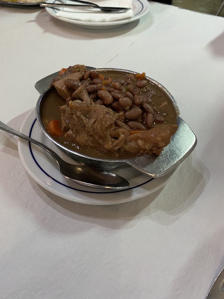 CASA EXPRESSO Portuguese Praça de Carlos Alberto 73, Porto