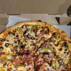 Milano's Pizza - Medium, Supreme