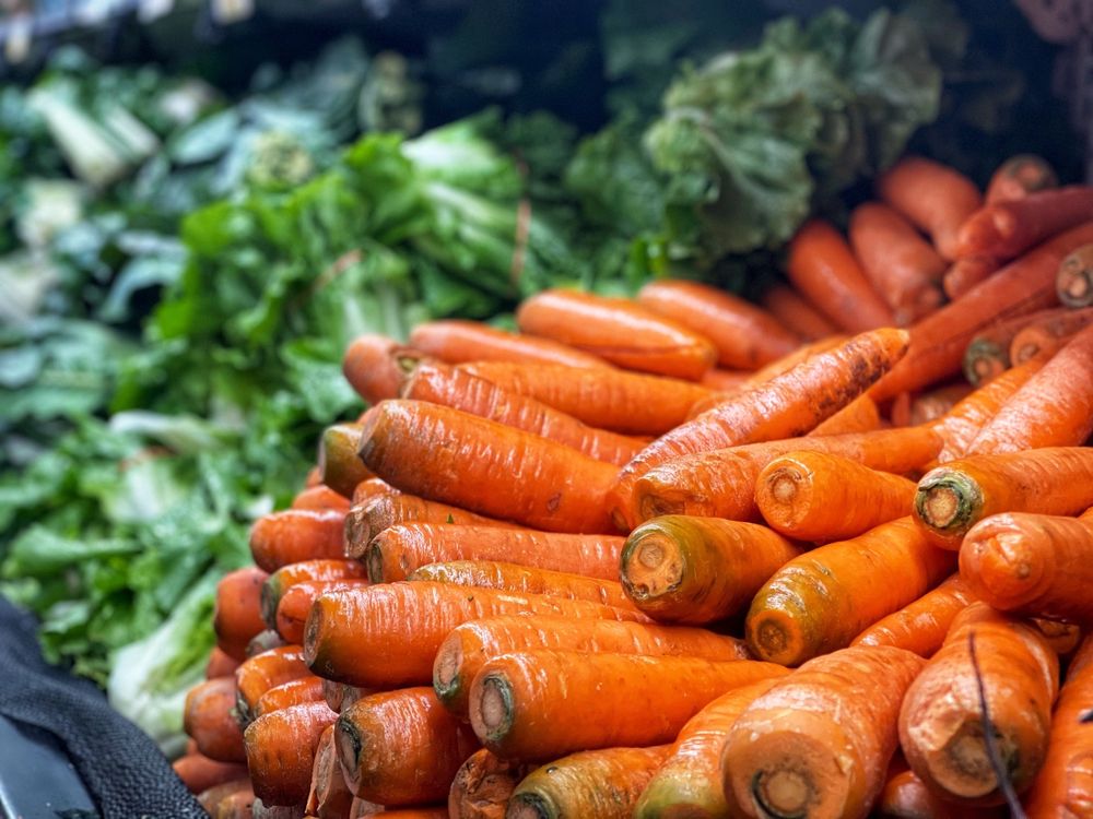 206 Farmers Market Logo