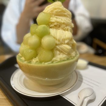 Oakobing - Mango Melon Shaved Ice - Shaved Ice Near Me - Los Angeles, California