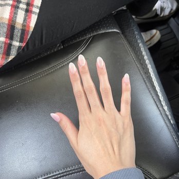 Aledo Nails & Spa - Chrome nails, almond shape! - Nail Salons Near Me - Willow Park, Texas