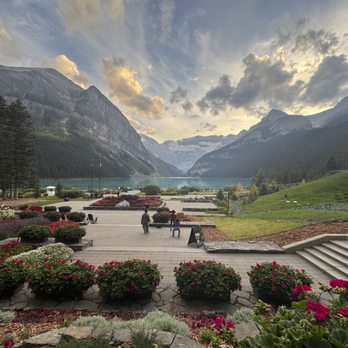 Lakeview Lounge - Our dinner view - Canadian (New) Near Me - Lake Louise, Alberta