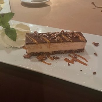 Thyme - Peanut Butter Crunch Cake - New American Near Me - Roslyn, New York
