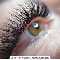Kalos Spa Center - Soft Volume Lash Extensions Technique -
Técnica de Extensiones de Pestañas volumen Liviano