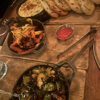 Parlor Pizza Bar - Wicker Park - Pizza Near Me - Chicago, Illinois Parlor Pizza Bar - Wicker Park - Pizza Near Me - Chicago, Illinois