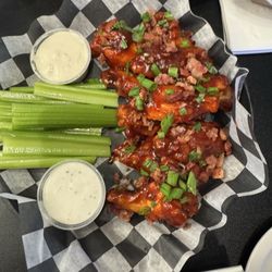 Dover Gardens Tavern - Bbq pineapple bacon wings