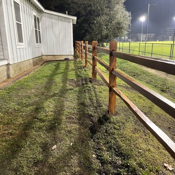 Perimeter Fence - TX - Split rail fencing - Fences & Gates Near Me - Austin, Texas Perimeter Fence - TX - Split rail fencing - Fences & Gates Near Me - Austin, Texas