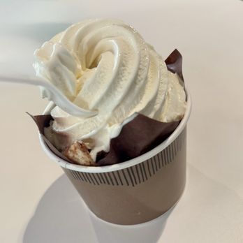 Cinnabon Swirl - Cinnabon Swirl Sundae - Bakeries Near Me - Peoria, Arizona