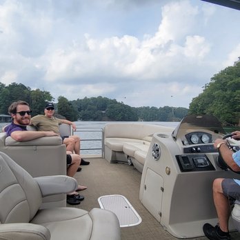 Lanier Boat Charter - Great time on Lake Lanier! - Boating Near Me - Flowery Branch, Georgia Lanier Boat Charter - Great time on Lake Lanier! - Boating Near Me - Flowery Branch, Georgia