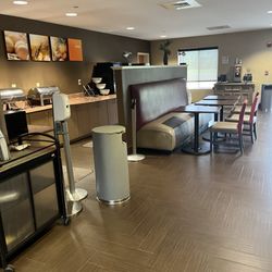 Comfort Suites Suffolk - Chesapeake - Dining