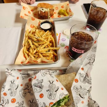 Everywhere - American Near Me - Los Angeles, California