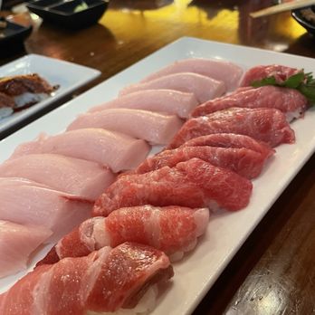 EAT'S SUSHI - YELLOTAIL SUSHI & TORO(FATTY TUNA) SUSHI - Sushi Bars Near Me - Costa Mesa, California
