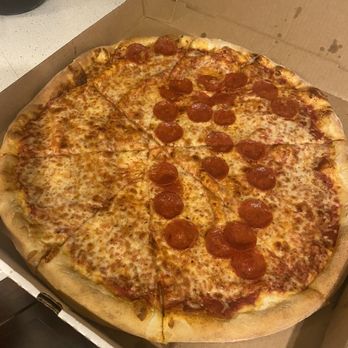 Gus's New York Pizza - Pizza Slice - Pizza Near Me - Tempe, Arizona