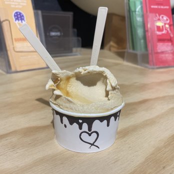 Gelateria 3bis - Salted Caramel - Ice Cream & Frozen Yogurt Near Me - London, XGL Gelateria 3bis - Salted Caramel - Ice Cream & Frozen Yogurt Near Me - London, XGL