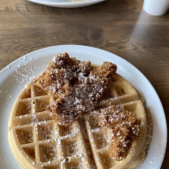 Frizzle Chicken Cafe - Chicken and Waffles - Breakfast & Brunch Near Me - Pigeon Forge, Tennessee