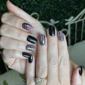 Savvy Nailss - Nail Salons Near Me - Burbank, California