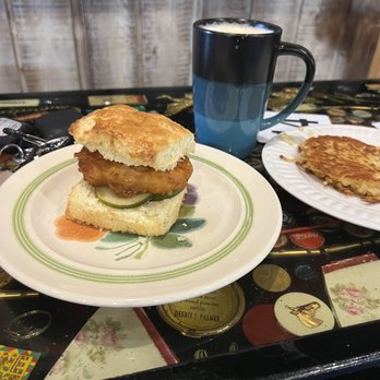 Sunrise Memphis - Rooster, hashbrowns & Latte - Breakfast & Brunch Near Me - Memphis, Tennessee Sunrise Memphis - Rooster, hashbrowns & Latte - Breakfast & Brunch Near Me - Memphis, Tennessee