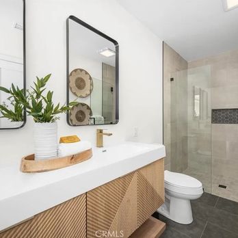Bathroom Vanities Wholesale - Kitchen & Bath Near Me - Anaheim, California Bathroom Vanities Wholesale - Kitchen & Bath Near Me - Anaheim, California