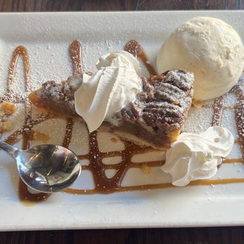 Kingfish Kitchen & Cocktails - Warm Bourbon Pecan Pie - Cajun/Creole Near Me - New Orleans, Louisiana