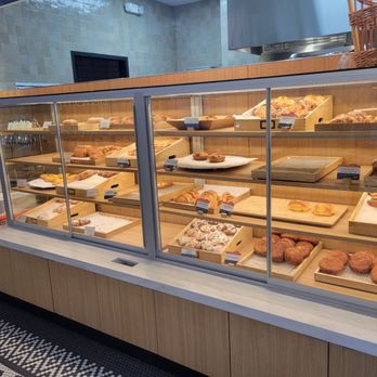 Paris Baguette - Coffee & Tea Near Me - Herndon, Virginia Paris Baguette - Coffee & Tea Near Me - Herndon, Virginia
