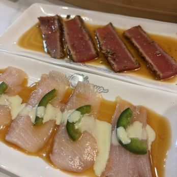 Sushi Ohayo - black pepper tuna (top) yellowtail jalapeño (bottom) - Japanese Near Me - Falls Church, Virginia Sushi Ohayo - black pepper tuna (top) yellowtail jalapeño (bottom) - Japanese Near Me - Falls Church, Virginia