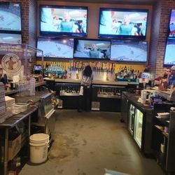 Buffalo Wild Wings - Bar