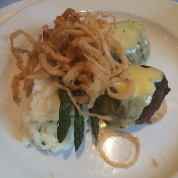 Lindey's - The tournedos beef entree: two 4oz filet mignons with a side of mashed potatoes and asparagus topped with fried onions - New American Near Me - Columbus, Ohio