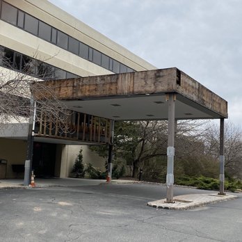 Holiday Inn Clinton - Bridgewater - Incomplete construction and repairs. - Hotels Near Me - Clinton, New Jersey
