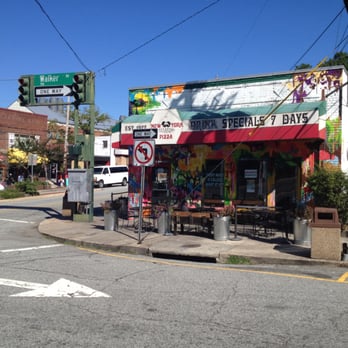 New York Pizza - Colorful outside of the bar entrance area. - Pizza Near Me - Greensboro, North Carolina New York Pizza - Colorful outside of the bar entrance area. - Pizza Near Me - Greensboro, North Carolina