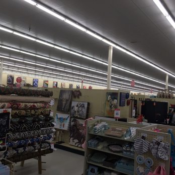 Hobby Lobby - Home Decor Near Me - Waite Park, Minnesota