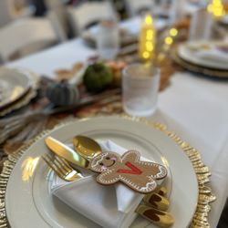 Celebrations Party Equipment Rentals - Loved the linens and china we rented - went perfectly with the table decor.