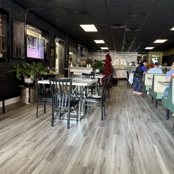 Tifudi - Inside restaurant - Thai Near Me - Anderson, South Carolina
