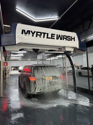 High-Quality Car Wash Brooklyn Scene for Desktop High-Quality Car Wash Brooklyn Scene for Desktop