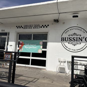 Bussin' Q - Outside Area - Food Trucks Near Me - San Antonio, Texas Bussin' Q - Outside Area - Food Trucks Near Me - San Antonio, Texas